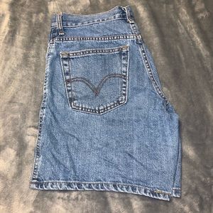 Women’s Levi’s Shorts